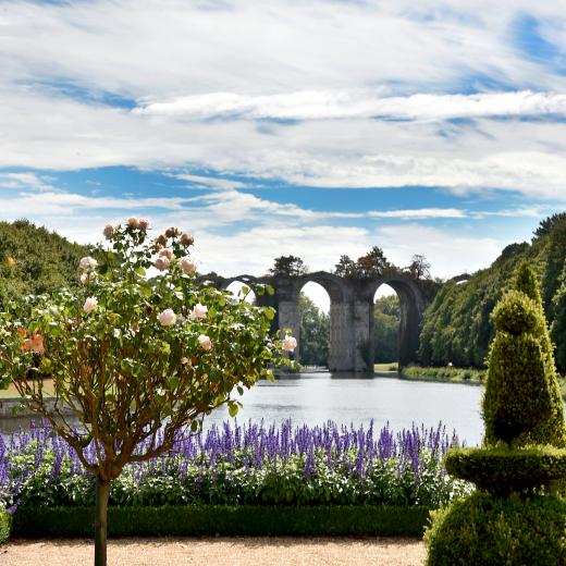Jardin à la française et parc du château de Maintenon Parcs et Jardins en Région Centre Jardin à la française et parc du château de Maintenon Parcs et Jardins en Région Centre